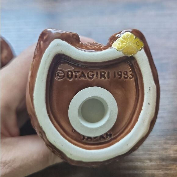 Vintage Otagiri Teddy Bear Salt and Pepper Shakers - Picture 4 of 4